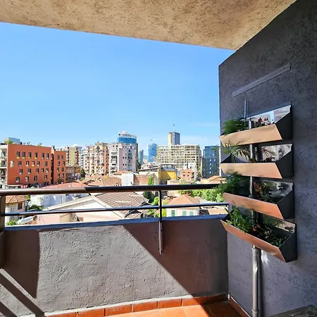 דירה Modern Flat In Center *