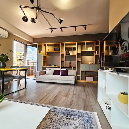 Modern Flat In Center Appartement