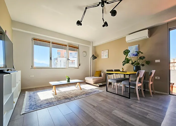 Modern Flat In Center Appartamento *