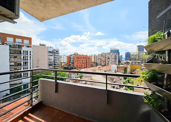 公寓 Modern Flat In Center 地拉那