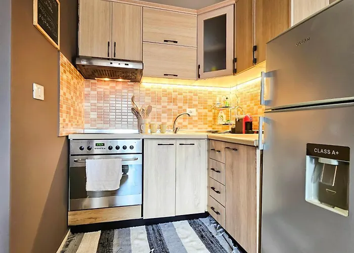 Modern Flat In Center Апартаменты Тирана