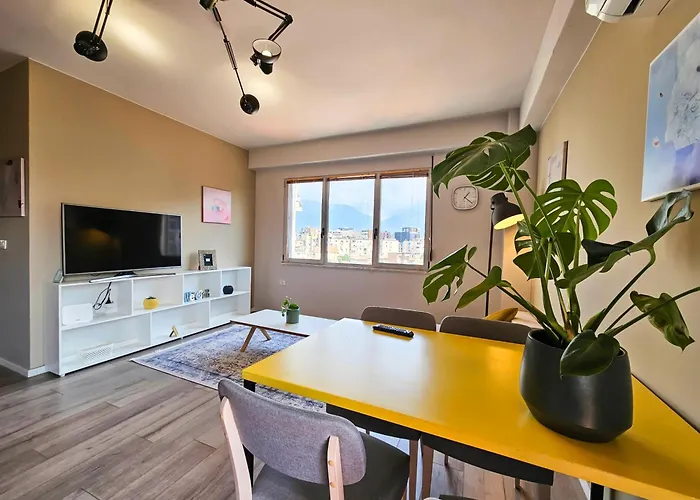 Modern Flat In Center *